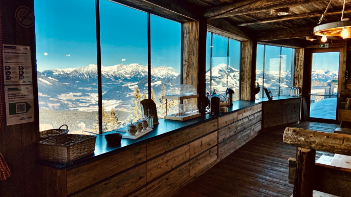 Herrlicher Panoramablick von unserem Frühstücksraum